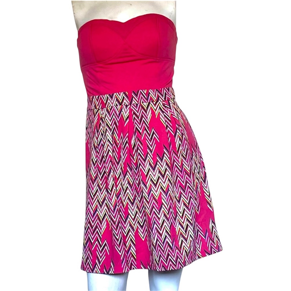 Xhilaration Strapless Dress in Pink Size M